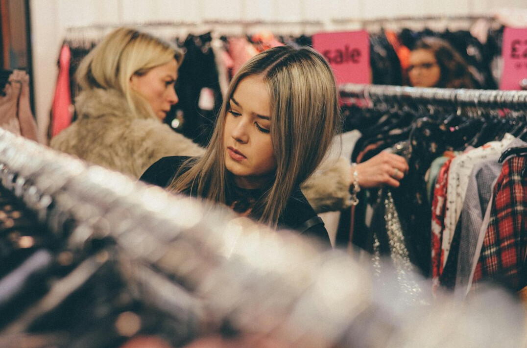 store detective observing shopper
